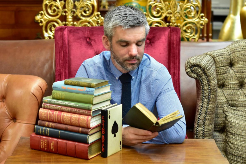 aaron dean auctioneer