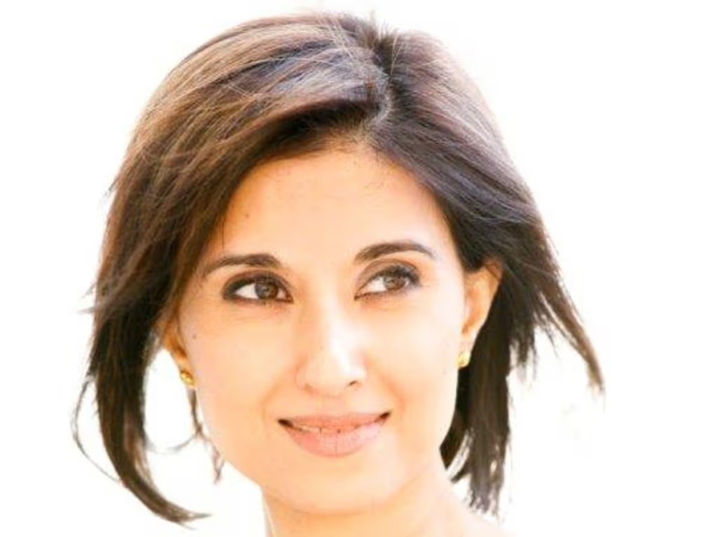 shefali oza net worth