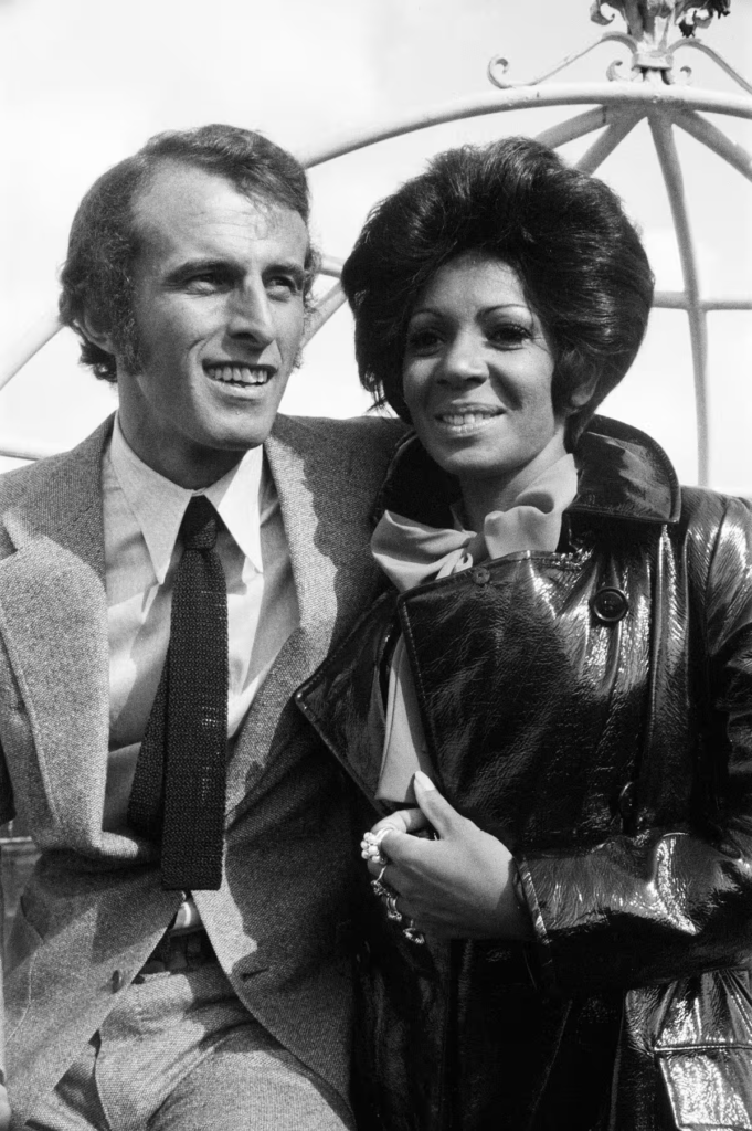 shirley bassey husband